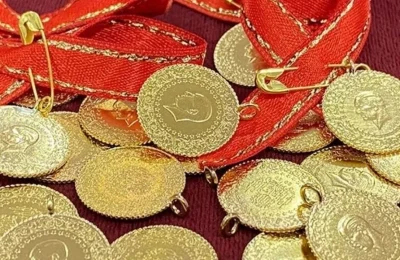 Ons Altın 4.700 Dolar Üzerinde!