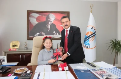 Dikili’de 23 Nisan coşkusu bir hafta süren etkinliklerle sokaklara taştı