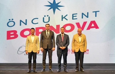Bornova Belediye Başkanı Ömer Eşki 2 yıllık hizmetleri 66 dakikalık sunumla açıkladı
