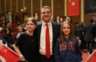 TORBALI BELEDİYE BAŞKANI ÖVÜNÇ DEMİR 23 NİSAN KUTLAMALARINDA “CUMHURİYETİMİZ EMİN ELLERDE” DEDİ