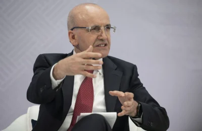 Mehmet Şimşek’ten enflasyonla mücadelede yorumu: “Duralım yaklaşımı miyopik”